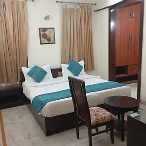 *** Hotel Royal India - Dlf Phase 2 India